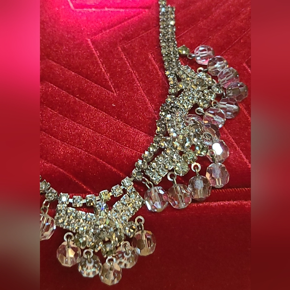 Price drop $160 Vtg. Rhinestone and crystal necklace - Picture 4 of 8